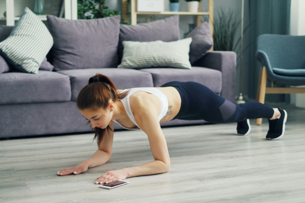 Descubra os melhores exercícios de treino de core para fortalecer seu abdômen, melhorar a postura e prevenir lesões.