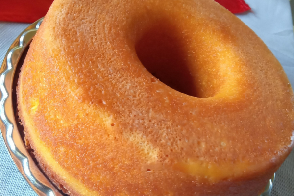 Bolo de milho no liquidificador: receita fácil, cremosa e com poucos ingredientes. Fica pronto em minutos e é perfeito para qualquer ocasião.