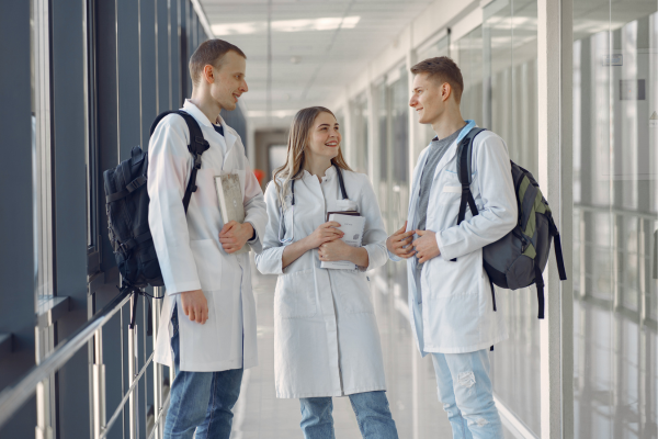 Prepare-se para a prova AMRIGS com um guia completo sobre edital, conteúdo, dicas de estudo e como garantir sua vaga na residência médica!